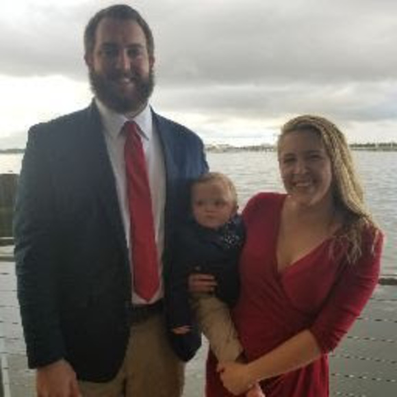 Meet your Posher, Halie - Picture 1 of 1